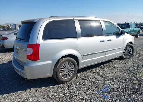 2011 Chrysler Town & Country Limited z USA, uszkodzony, nr VIN 2A4RR6DG8BR716624